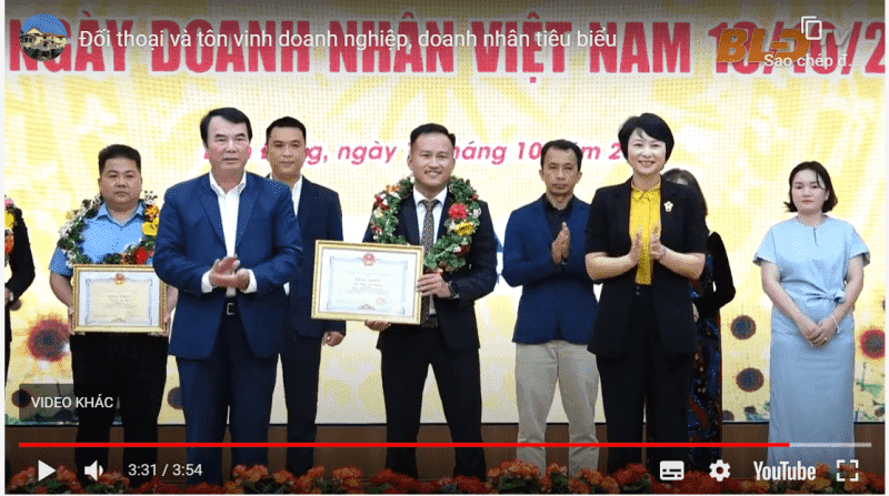 Viet Challenge Tours Được Vinh Danh 2024 Viet Challenge Tours Được Vinh Danh 2024