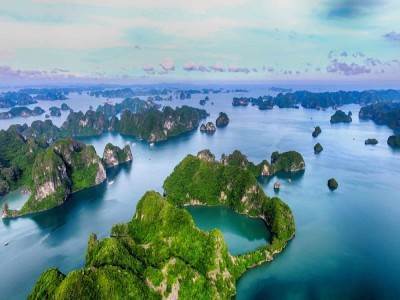 VỊNH HẠ LONG- HÒN NGỌC VIỄN ĐÔNG CỦA VIỆT NAM
