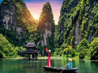 TRÀNG AN,NINH BÌNH - BỨC TRANH NGỌC BÍCH CỦA VIỆT NAM