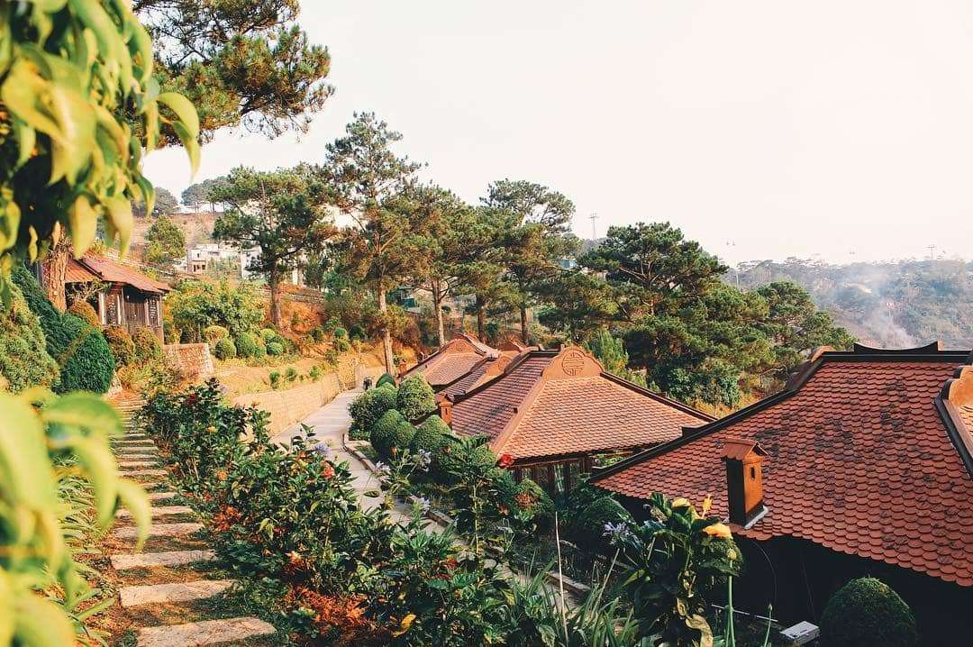 đạp xe địa h&igrave;nh tại Đ&agrave; Lạt