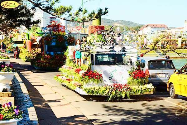 Carnaval hoa Đ&agrave; Lạt